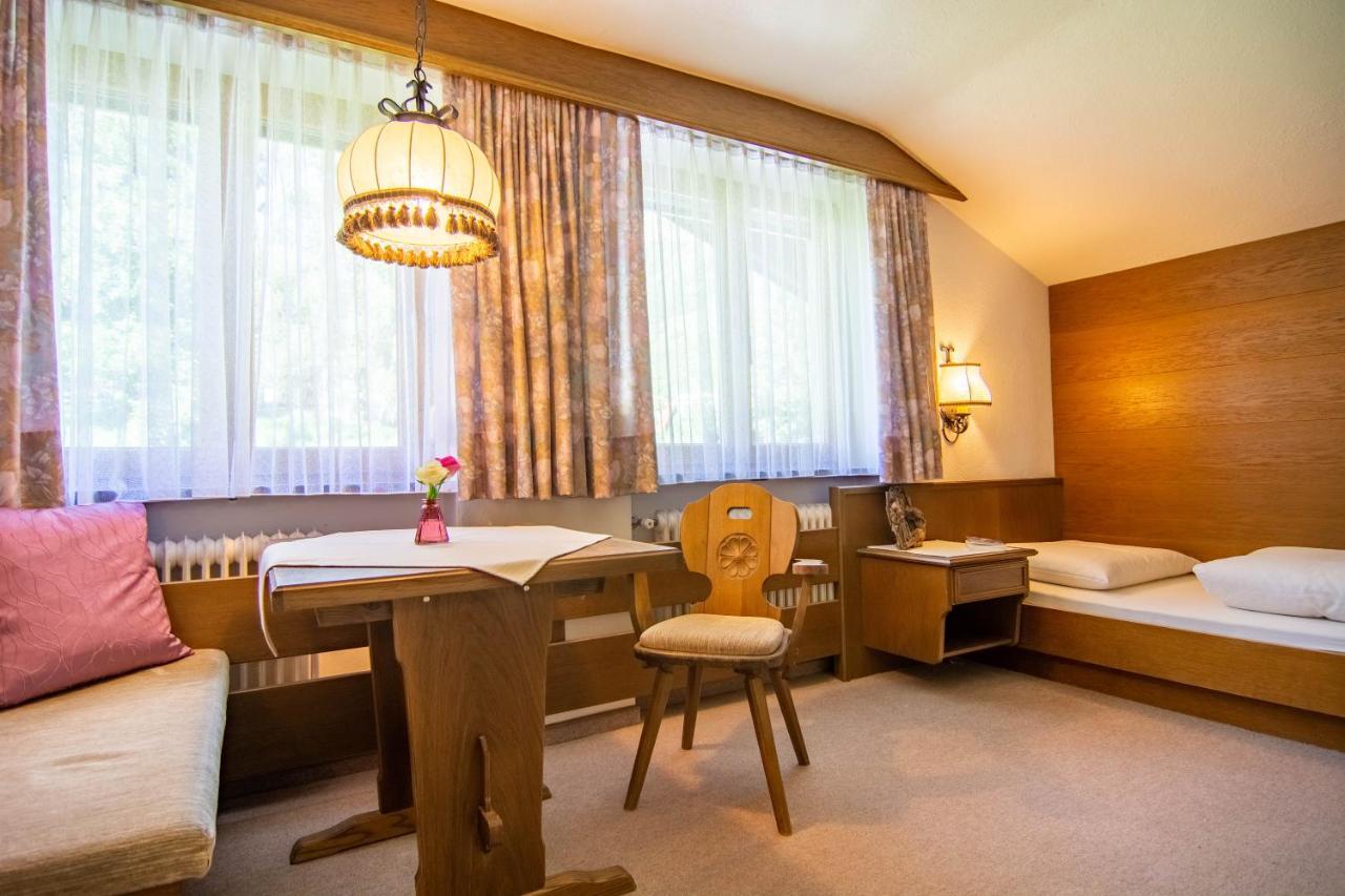 Koecks Bed & Breakfast Galtuer Luaran gambar